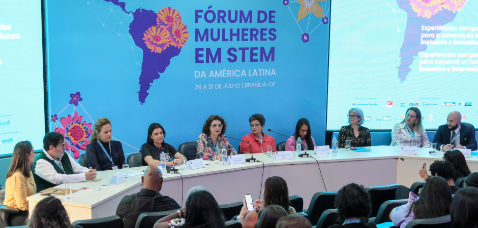 Fórum Latino-Americano de Mulheres em STEM 